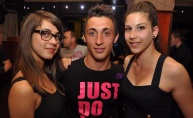 Mornarska zabava i sexy plesačice u Acapulcu