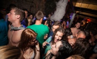 Pjena Party totalni hit na Krku u Clubu JUNGLE