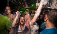 Pjena Party totalni hit na Krku u Clubu JUNGLE