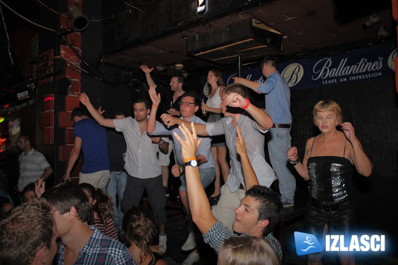 Tradicionalni studentski party u Klubu Uljanik