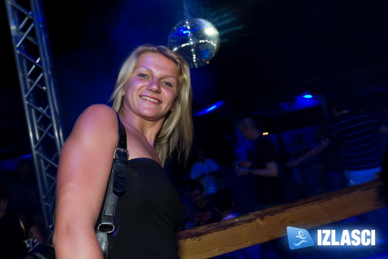 Britanski dvojac Freemasons u Santos beach clubu