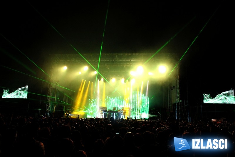 Senzacionalan nastup The Chemical Brothersa na "Moon and rocks" festivalu