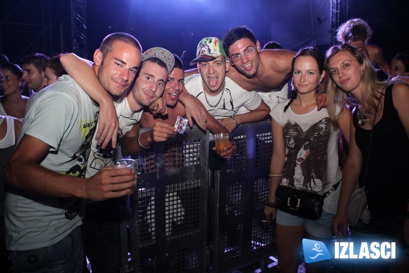 Senzacionalan nastup The Chemical Brothersa na "Moon and rocks" festivalu