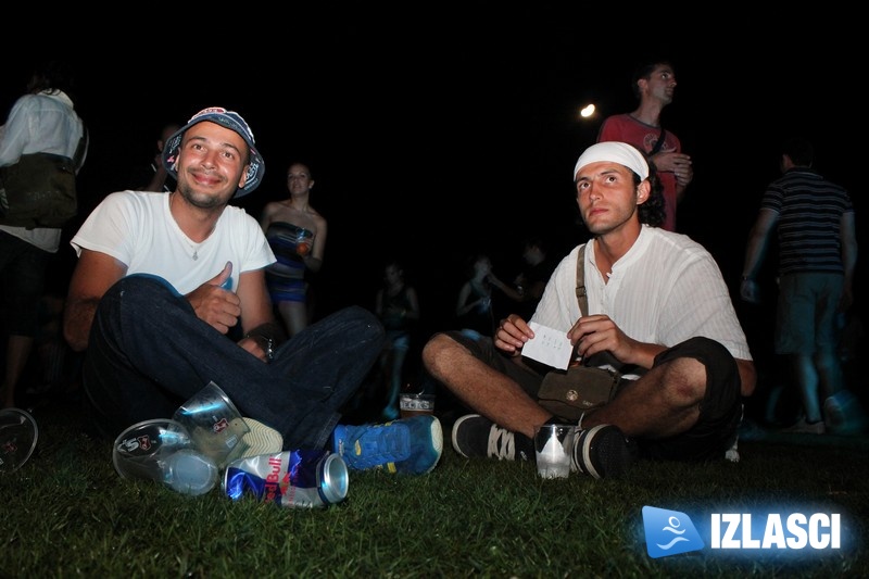 Senzacionalan nastup The Chemical Brothersa na "Moon and rocks" festivalu