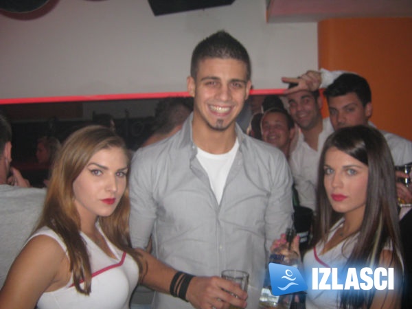 Absolut @ Modesto bar