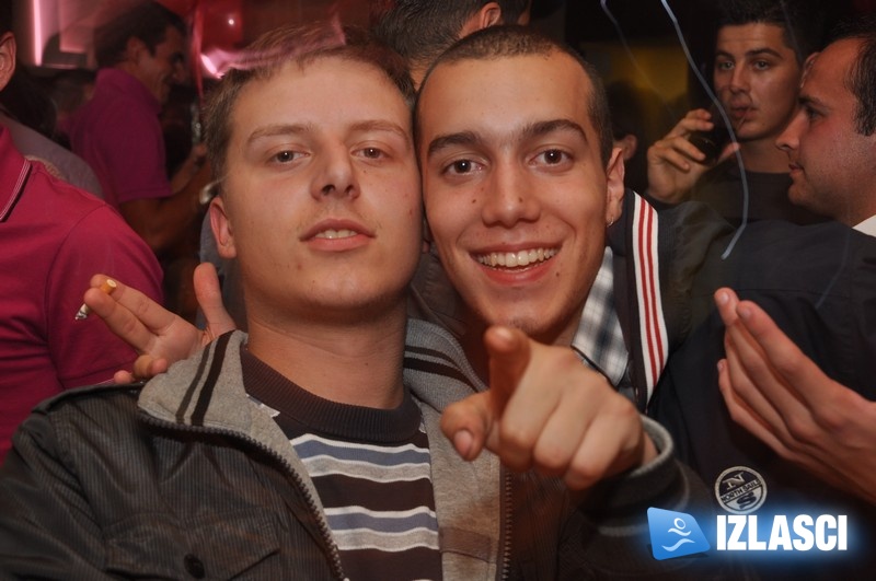 Nikola, Lester i Alex na velikom partyju povodom 7. rođendana Acapulca