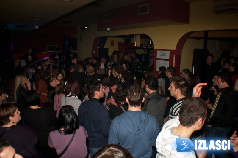 The Night Express band u La Kabani
