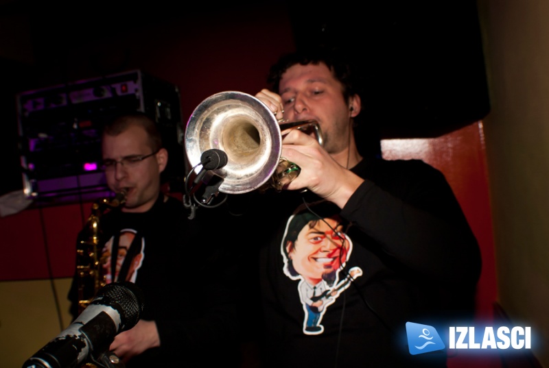 The Night Express band u La Kabani
