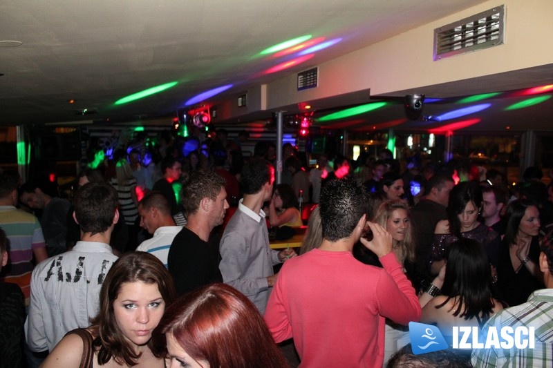 Ta naša barka mala... - Club Nina2