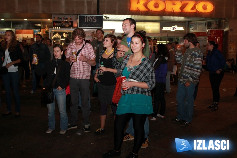 Kultni klub Palach otvorenje nove sezone proslavio nasred Korza!