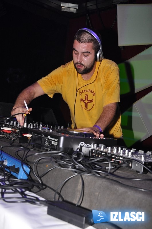 Razbacivanje na Drambe Baggateli u Stereo Dvorani