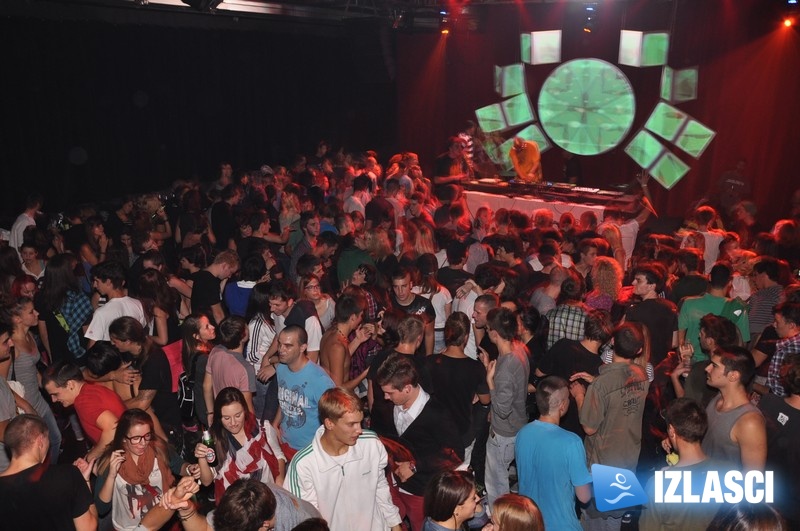Razbacivanje na Drambe Baggateli u Stereo Dvorani