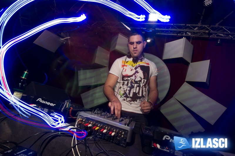 Support your DJ u Stereo Dvorani