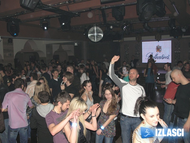 Tom Novy hitovima oduševio prisutne, a posebno brojne komade u Shamballi