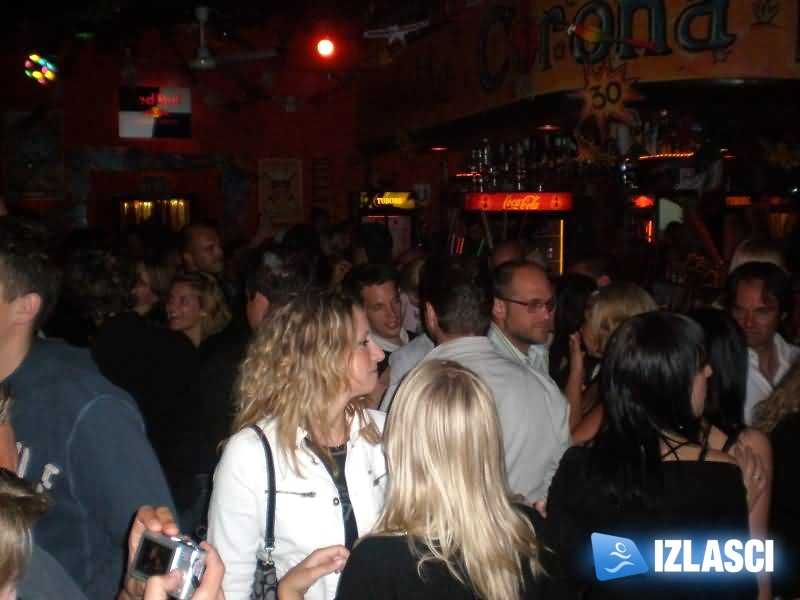 Plesačice i DJ-i za ludi provod u Monviju